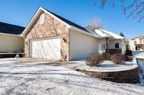 142 Glen Lou Way, Hastings, MN 55033
