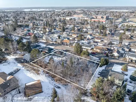 View/Area - 638 E Boundary St, Ely, MN 55731 photo 5 of 6