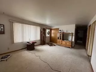 Living - 638 E Boundary St, Ely, MN 55731 photo 1 of 4