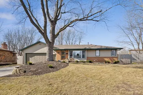 8308 15th Ave S, Bloomington, MN 55425