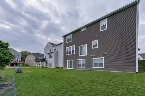 649 Devine Dr, New Brighton, MN 55112 photo 25