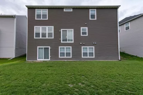 649 Devine Dr, New Brighton, MN 55112 photo 24