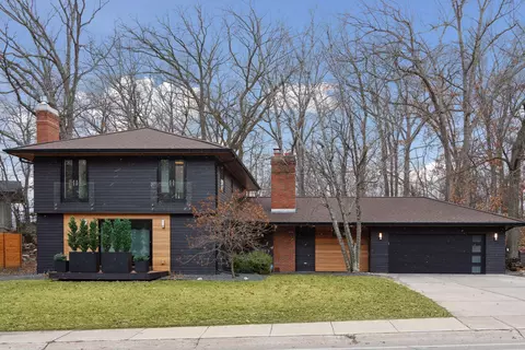 7104 Gleason Rd, Edina, MN 55439