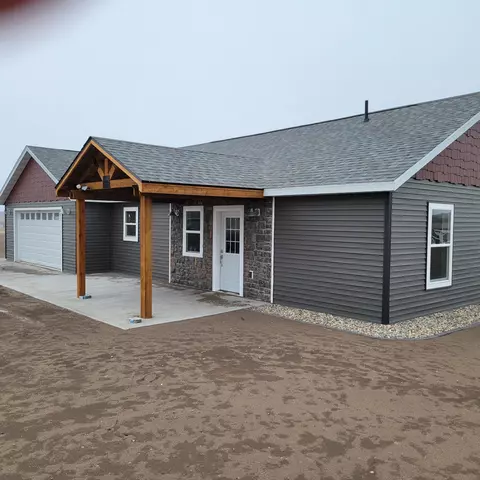 166 Cozy Oak Dr E, Ottertail, MN 56571