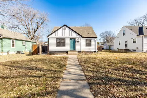 5637 35th Ave S, Minneapolis, MN 55417