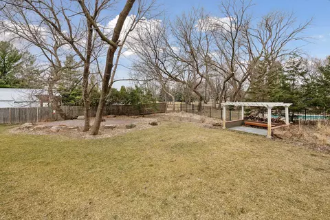 View/Area - 6348 Aster Trl, Excelsior, MN 55331 photo 1 of 7