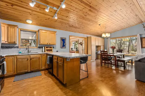 Kitchen - 20584 Donaldson Rd, Brainerd, MN 56401 photo 2 of 2