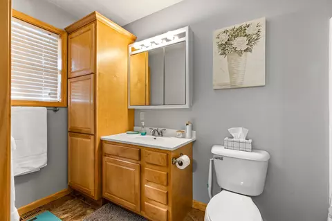Bath - 20584 Donaldson Rd, Brainerd, MN 56401 photo 2 of 4