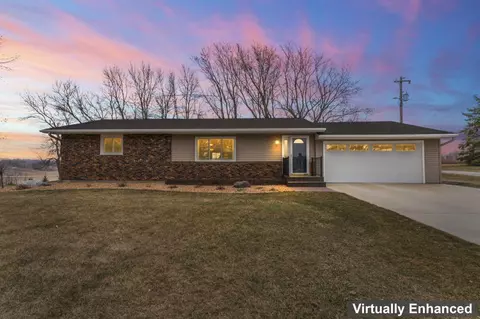 17201 Hall Ave, Nerstrand, MN 55053