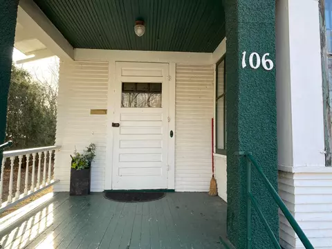 106 E 4th St, Morris, MN 56267 photo 2