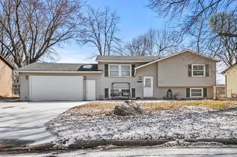 1915 Bigelow Ave, Owatonna, MN 55060