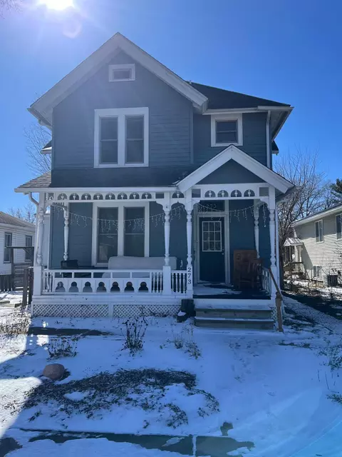 273 E King St, Winona, MN 55987