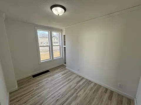 1402 3rd St N, Saint Cloud, MN 56303 photo 5