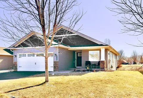 1011 Golden Way NW, Isanti, MN 55040