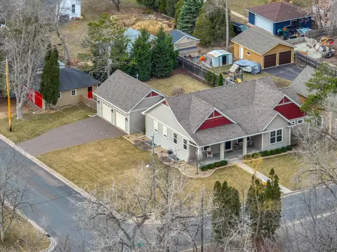 1104 Broadway St N, Stillwater, MN 55082