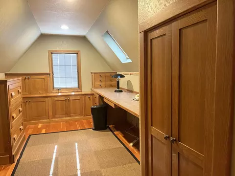 Bath - 1187 River Rd, Windom, MN 56101 photo 3 of 6
