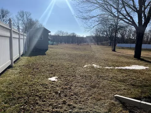 Exterior - 1187 River Rd, Windom, MN 56101 photo 12 of 18