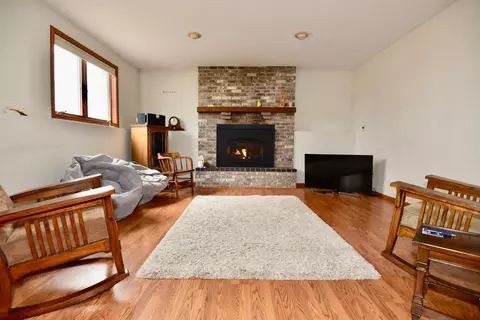 Living - 7459 140th St, Milaca, MN 56353 photo 4 of 4