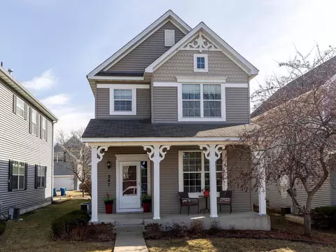 207 Van Buren Ave N, Hopkins, MN 55343