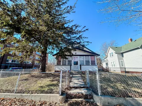 1173 Albemarle St, Saint Paul, MN 55117
