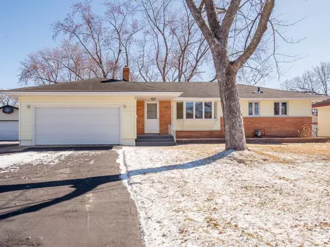 7018 Ewing Ave N, Brooklyn Center, MN 55429