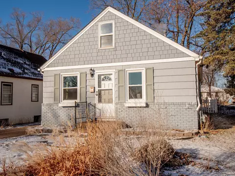 2052 Jersey Ave S, Saint Louis Park, MN 55426