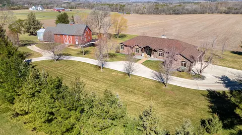 13804 40th St S, Afton, MN 55001