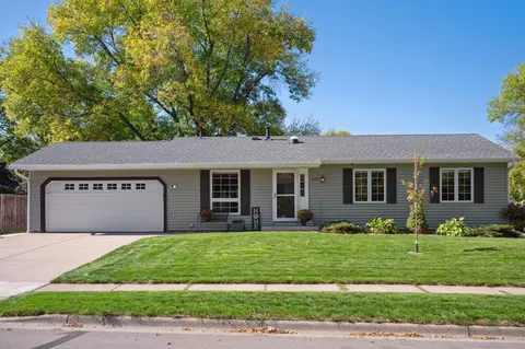 7725 Countryside Dr, Bloomington, MN 55438