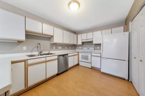 Kitchen - 1312 25th Ave NW, Faribault, MN 55021 photo 3 of 5