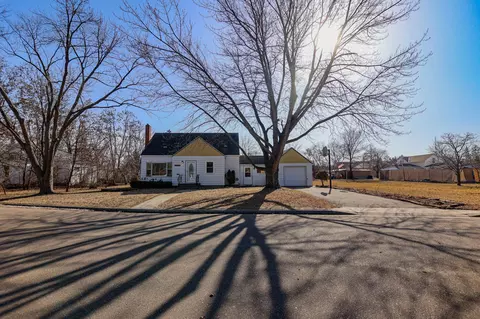 11 Howard Ave SE, Wadena, MN 56482
