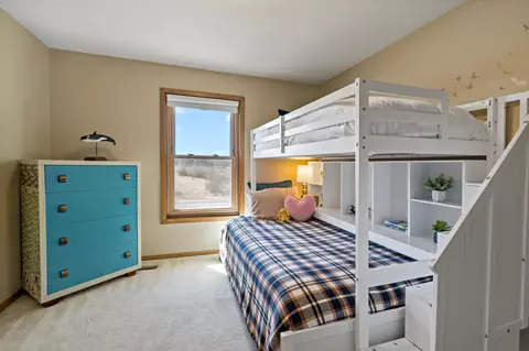 Bedroom - 736 Caribou Ln, Eagan, MN 55123 photo 1 of 10