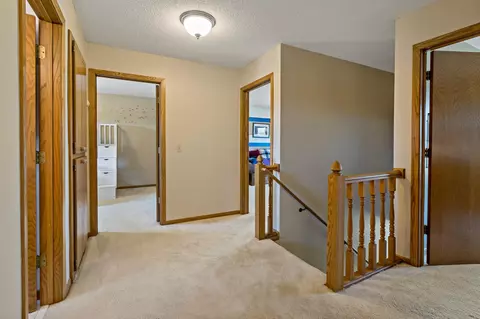 Entry Way - 736 Caribou Ln, Eagan, MN 55123 photo 2 of 2