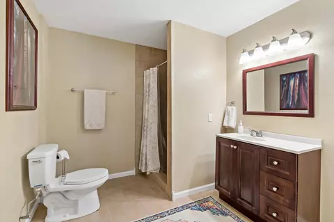 Bath - 736 Caribou Ln, Eagan, MN 55123 photo 5 of 5