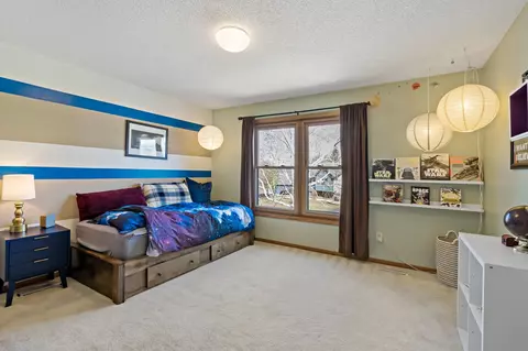 Bedroom - 736 Caribou Ln, Eagan, MN 55123 photo 3 of 10