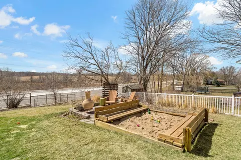 Exterior - 736 Caribou Ln, Eagan, MN 55123 photo 7 of 24