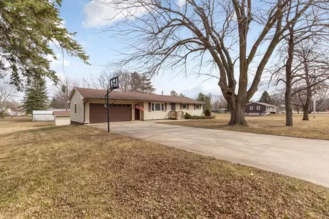 103 2nd Ave SW, Geneva, MN 56035