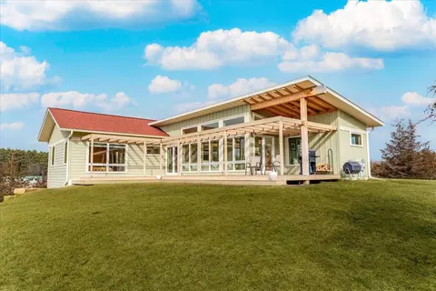 1826 45th St, Somerset, WI 54025