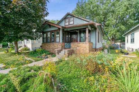 4638 16th Ave S, Minneapolis, MN 55407