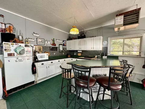 Kitchen - 25350 Odonnell Ln, Bigfork, MN 56628 photo 4 of 5