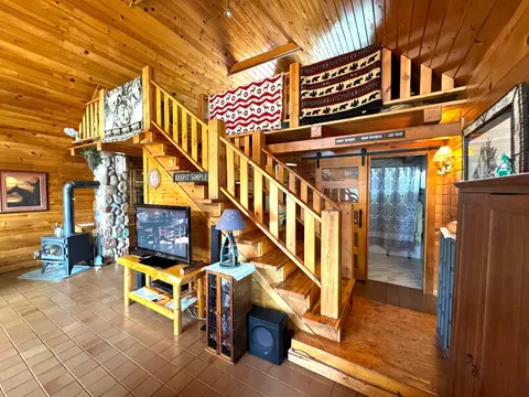Living - 25350 Odonnell Ln, Bigfork, MN 56628 photo 4 of 7