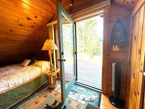 Bedroom - 25350 Odonnell Ln, Bigfork, MN 56628 photo 4 of 4