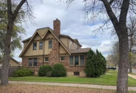 2229 2nd Ave W, Hibbing, MN 55746