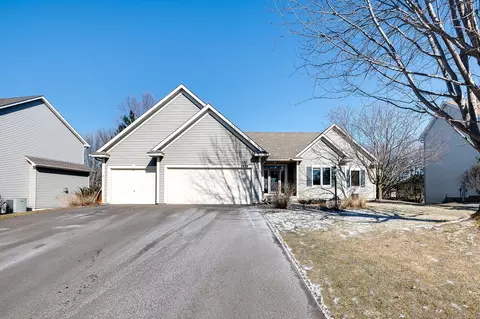 3859 Jamestown Curv, Woodbury, MN 55129
