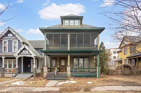 692 Dayton Ave #UPPER, Saint Paul, MN 55104