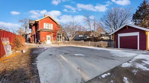 Exterior - 806 5th St SW, Willmar, MN 56201 photo 5 of 7