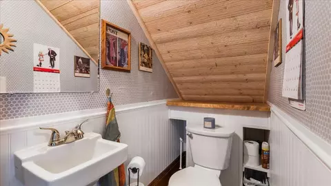 Bath - 806 5th St SW, Willmar, MN 56201 photo 1 of 2