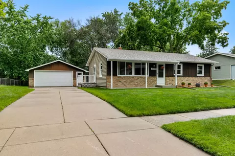 2666 Cedar Ave, White Bear Lake, MN 55110
