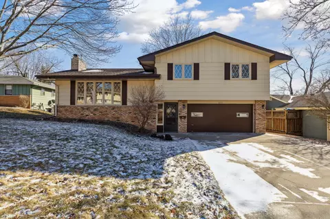 8217 39th Ave N, New Hope, MN 55427