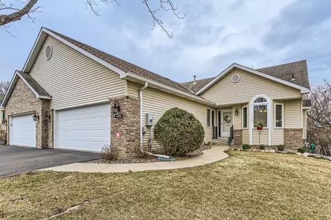 4450 Lakeshore Ter, Eagan, MN 55122