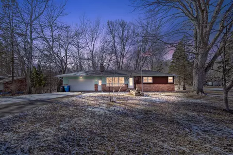 26984 Finley Ave, Wyoming, MN 55092